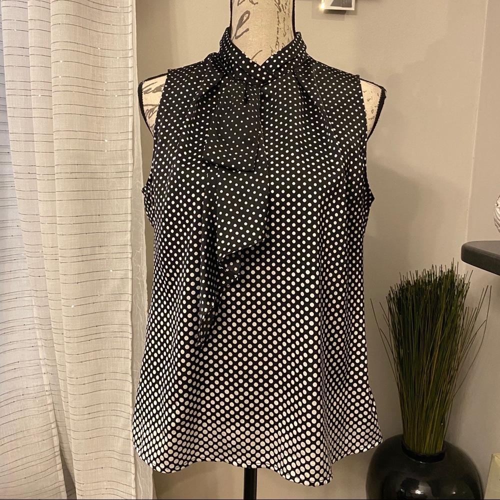 New York & Company Polka Dot Blouse Size Medium